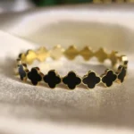 Noir Clover Bangle