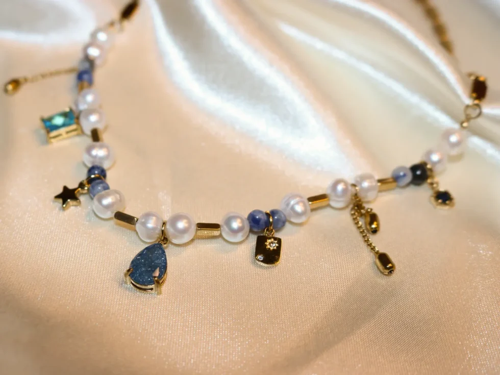 pearl and natural stone necklace